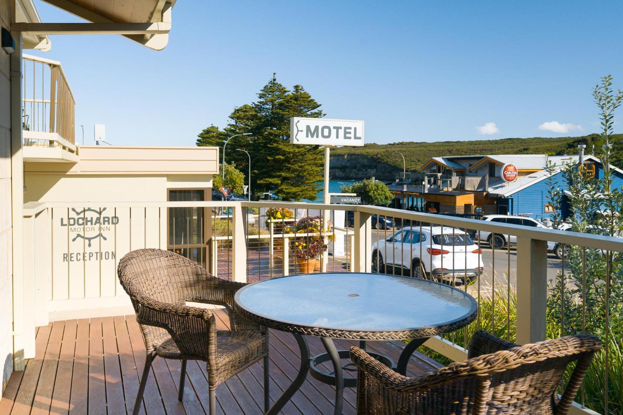 Loch Ard Motor Inn Port Campbell Exterior photo